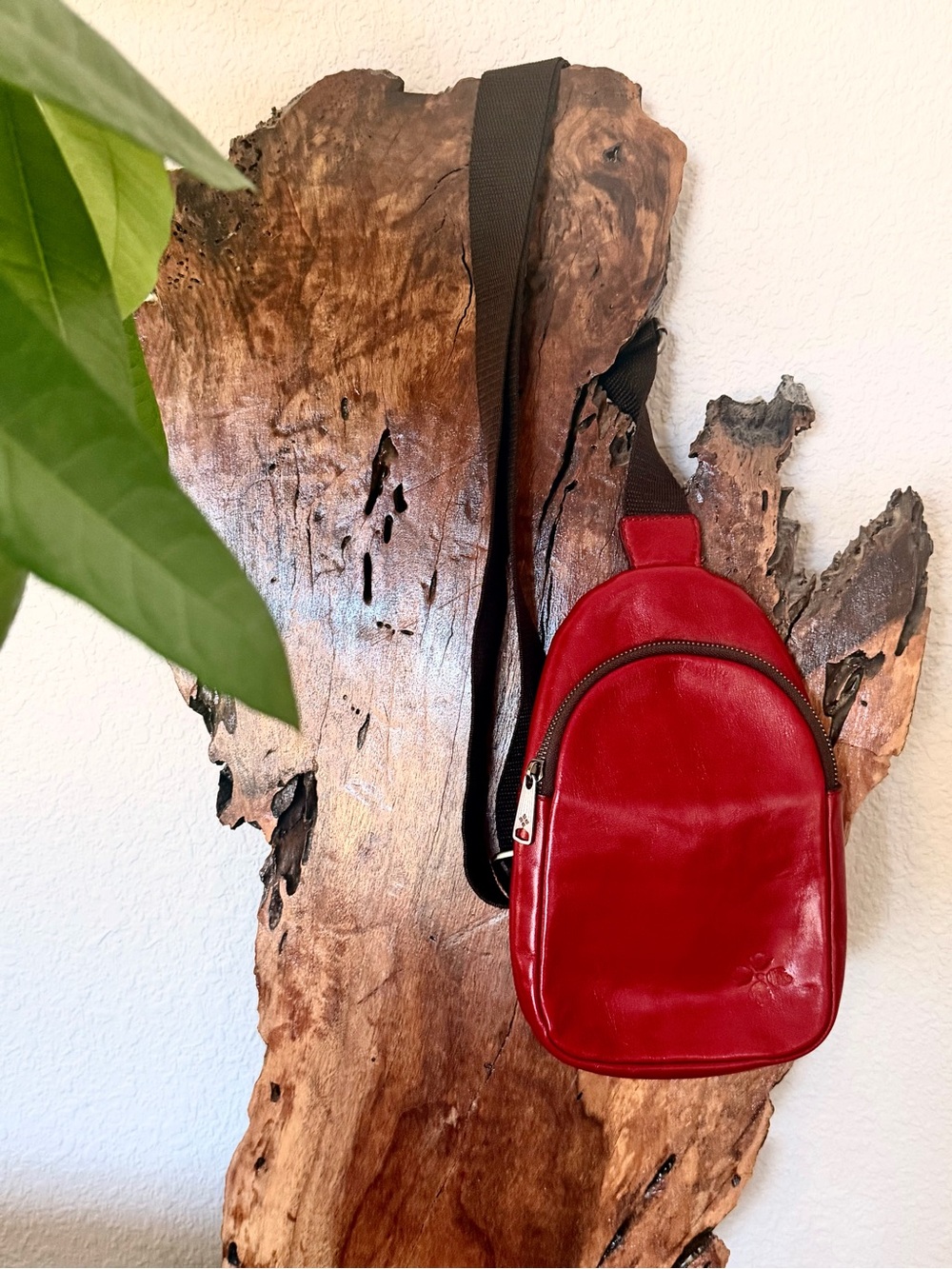 New Marisol Patricia Nash sling Red Leather Crossbody Bag purse HARD TO FIND